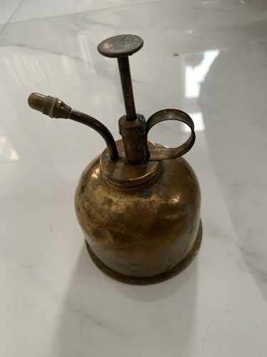 Vintage erin brass oil pump - brass,