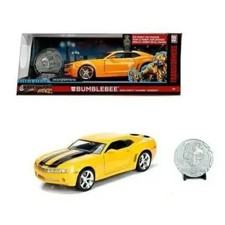 JADA 98497  1/24 TRANSFORMERS  2006 CAMARO BUMBLEBEE WITH COIN