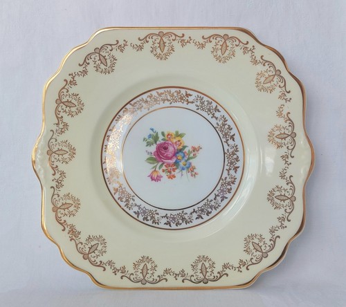 Parrott coronet ware cake - parrott, co