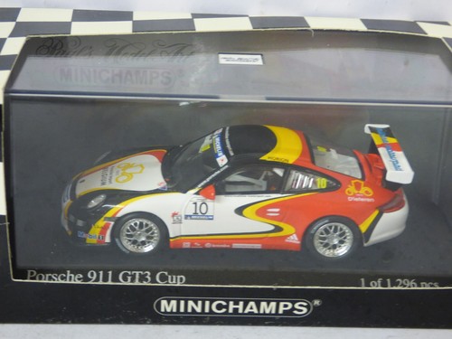Minichamps porsche 911 gt3 - 911,