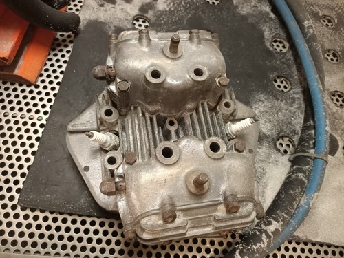 Vapour blasting tr6 cylinder - vapour,