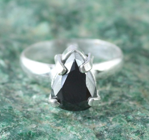 Pear black diamond - 5.15,