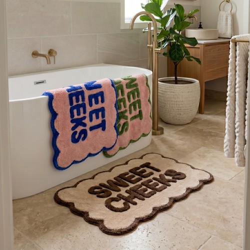 Sweet cheeks slogan scalloped - sweet,