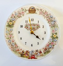 Foxwood Tales Wedgwood Clock