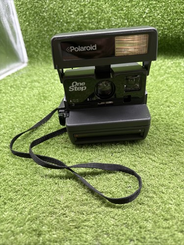 Vintage black polaroid - black,
