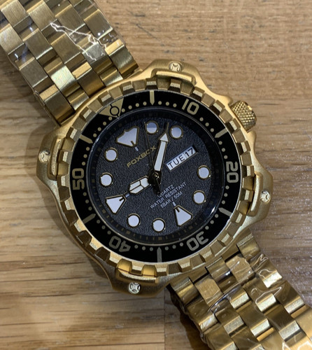 Dive style watch - watch,, colour