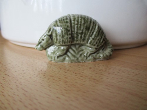 Wade whimsie armadillo - whimsie,