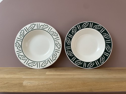 Two hornsea pottery - hornsea,