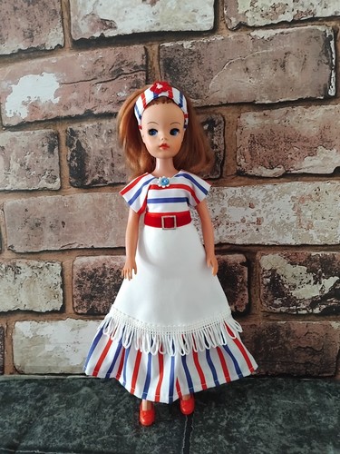 Dress for pedigree sindy - pedigree,