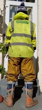 yellow HI VIS work safety vest