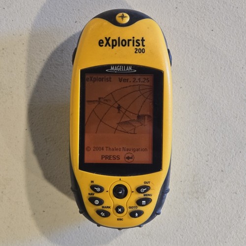 Magellan explorist 200 - magellan,