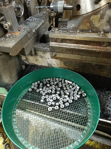 Threaded steel weld - weld, on