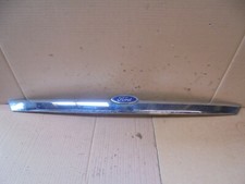 FORD FOCUS GHIA 2002 HATCH TAILGATE CHROME PLINTH TRIM