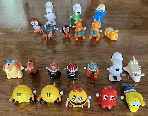 Vintage lot wind up - of,