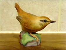 Royal Worcester Wren Bird Figurine Bone China Model No 3198 Dates 1960s