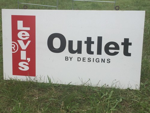 Levi outlet sign - ny,