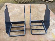 LEYLAND TRACTOR QUIET CAB FOOTSTEPS.