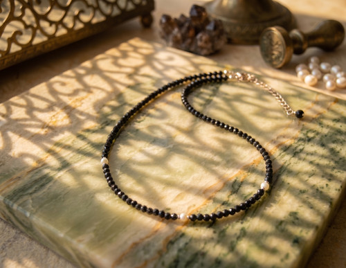 Pearl black spinel 2 multi - &,