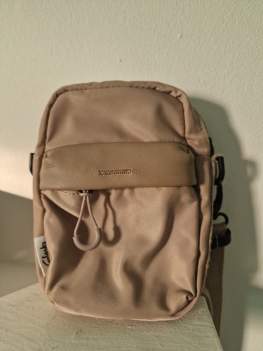 Clarks marathon nano crossbody - clarks,