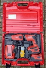 Hilti SD5000-A22 Screw gun with 2*5,2ah battery and 110v charger