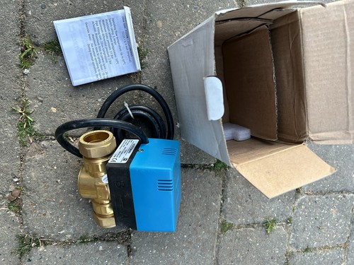 28mm port motorised valve - 2,