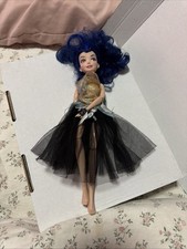 Disney Descendants Doll  Evie