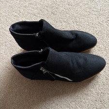 Womens Boots black size 4 Adults Ladies Ankle 2 Zips New 