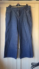 TU 18r Wide Legged Jeans
