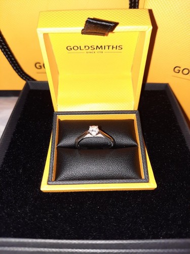 Platinum diamond engagement