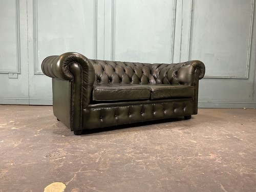 Green chesterfield style sofa - green,