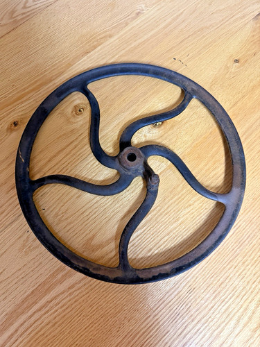 Vintage treadle sewing - sewing, machine