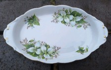 Royal Albert TRILLIUM pattern