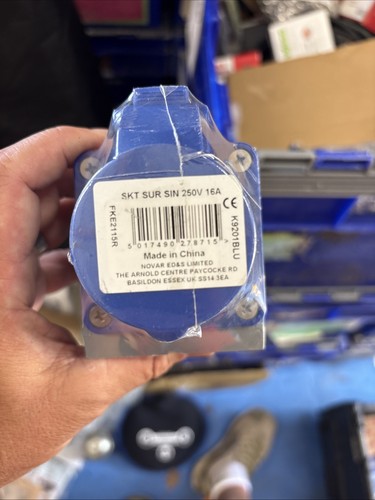 16a 250v surface mount - -, 16a,