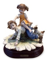 Sculptures & Figurines