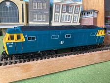 Triang Hornby Class 35 Hymek Bo-Bo re-painted renumbered D7100 Blue   OO
