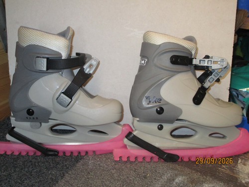 Ccm ice hockey skates - hockey,
