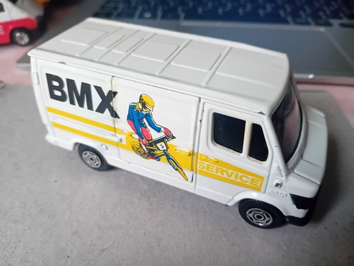 Corgi mercedes 207d van bmw - mercedes,