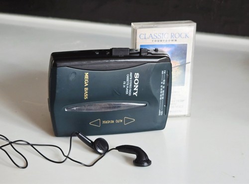Sony walkman radio - radio, auto-rev