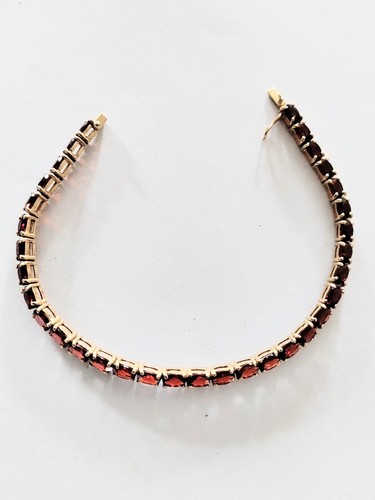 Stunning gold real garnet - stunning,