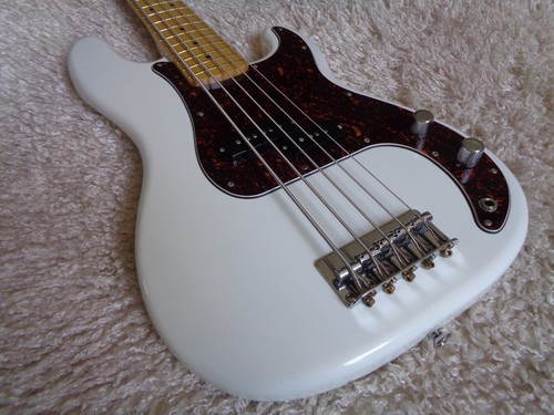 2015 squier fender vintage - by,