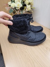 EUC Womens Nike Kaishi Winter High Sneaker Boots Size 4.5 EU 38 Triple All Black