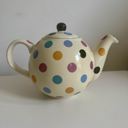 Globe teapot polka dot - globe,