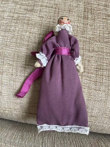 Victorian peg doll 5 inch - victorian,