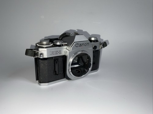 Nice working canon body - nice,