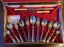 James Ryals Canteen Of Cutlery - Fulwood Pattern.