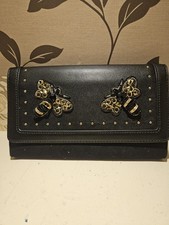 Bessie Busy Bee  Black
