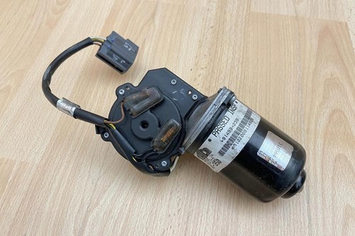 Windscreen wiper motor - wiper,