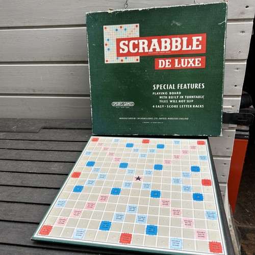 Scrabble deluxe board - deluxe,