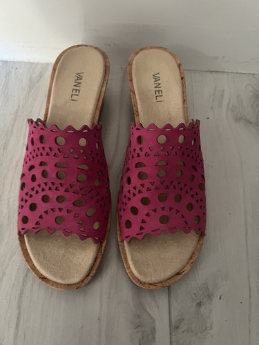 Vaneli fuchsia laser cut slide - vaneli, laser-cut