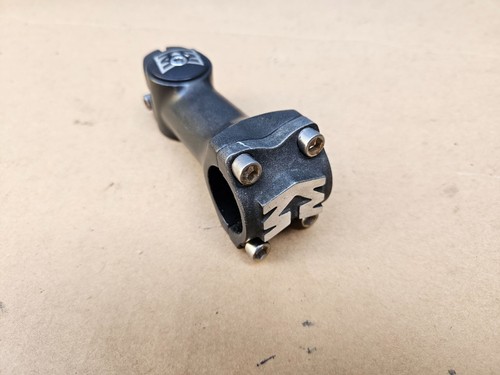 Mongoose logo 8 - m,